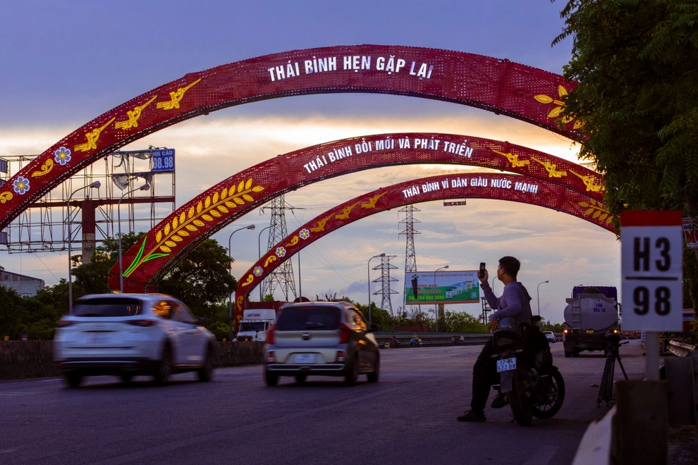 Cánh đồng lúa chín vàng Thái Bình